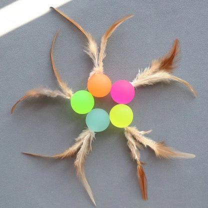 2PCS Feather Cat Toy Balls – Random Colors