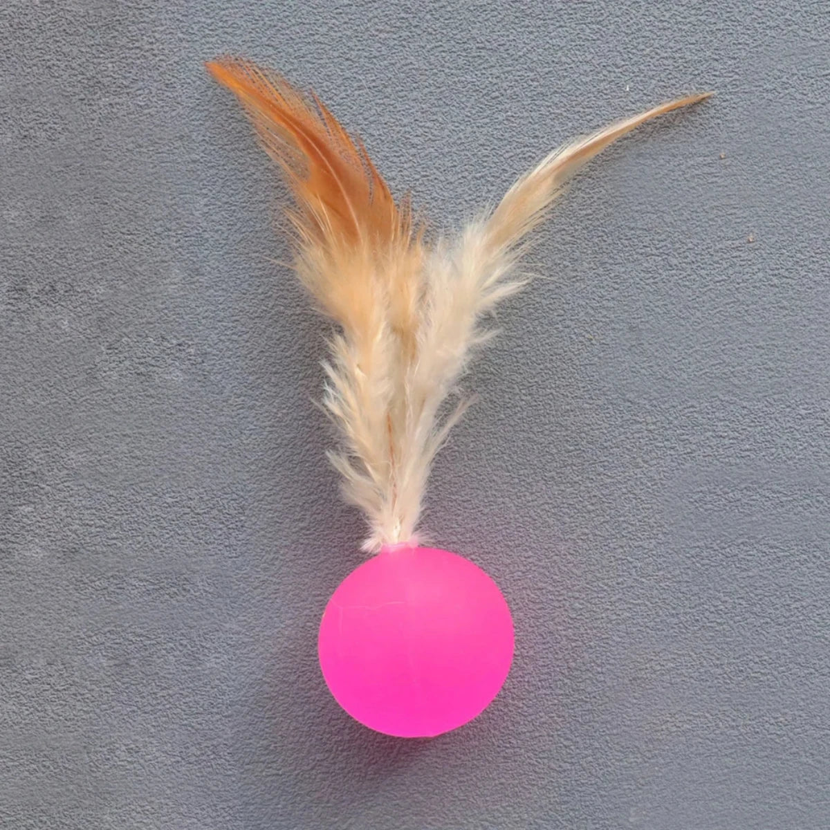 2PCS Feather Cat Toy Balls – Random Colors