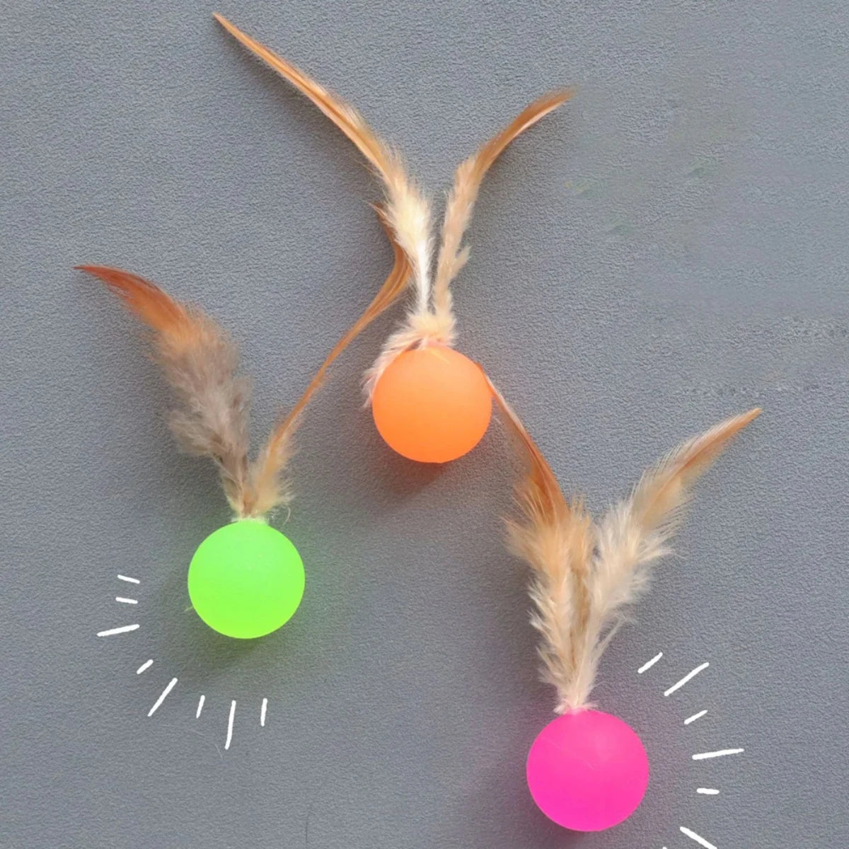 2PCS Feather Cat Toy Balls – Random Colors